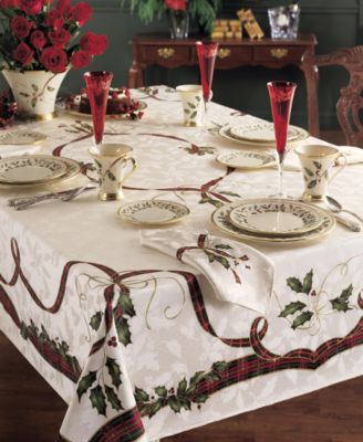 Lenox - Holiday Nouveau Table Cloth, 60 x 84"