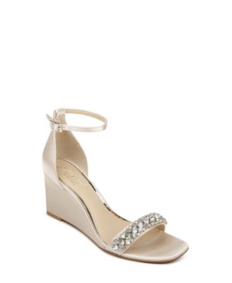 Jewel Badgley Mischka
