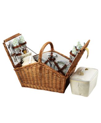 Picnic At Ascot