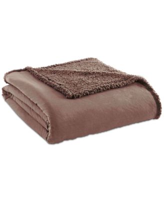 Micro Flannel - Reverse to Sherpa Blanket, Full/Queen