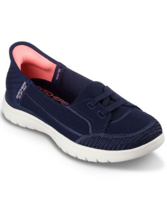 Skechers